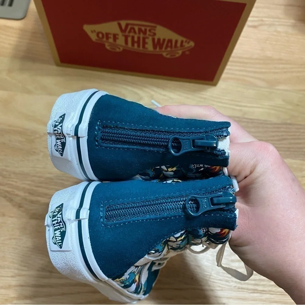 Vans Glow in Dark Dragon Sneakers NEW Kids Fire Breathing Sz 2